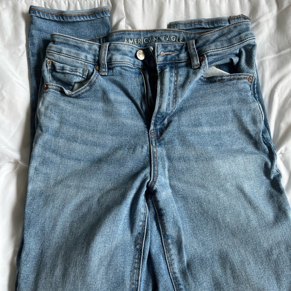 American eagle mom jeans